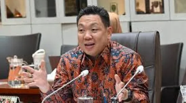Charles Honoris Minta Pemerintah Segera Beri Kepastian Status Nakes Honorer